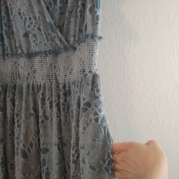 Dolan Maisie Blue Textured Floral Jumpsuit - Picture 7 of 16